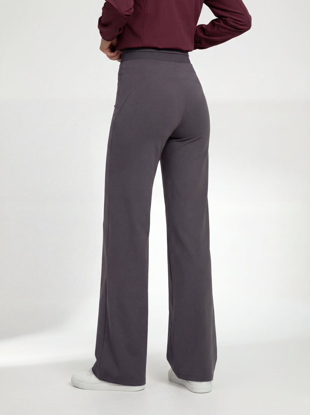 IMAGES FOR MILK TEA COLOUR SupportFlow Wide-Leg Training Pants