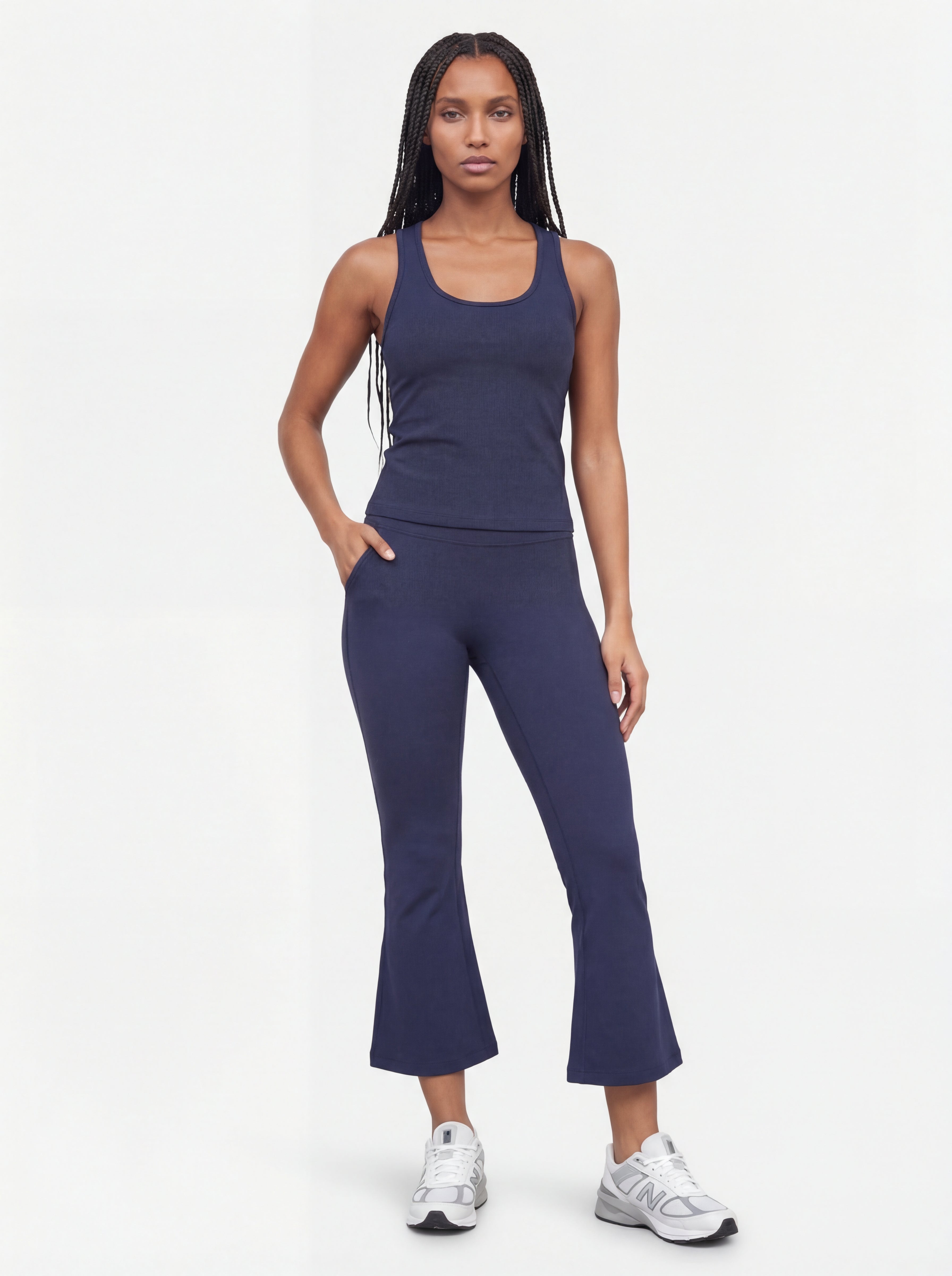 IMAGES BROWN Micro-Flare Sculpt Training Pants