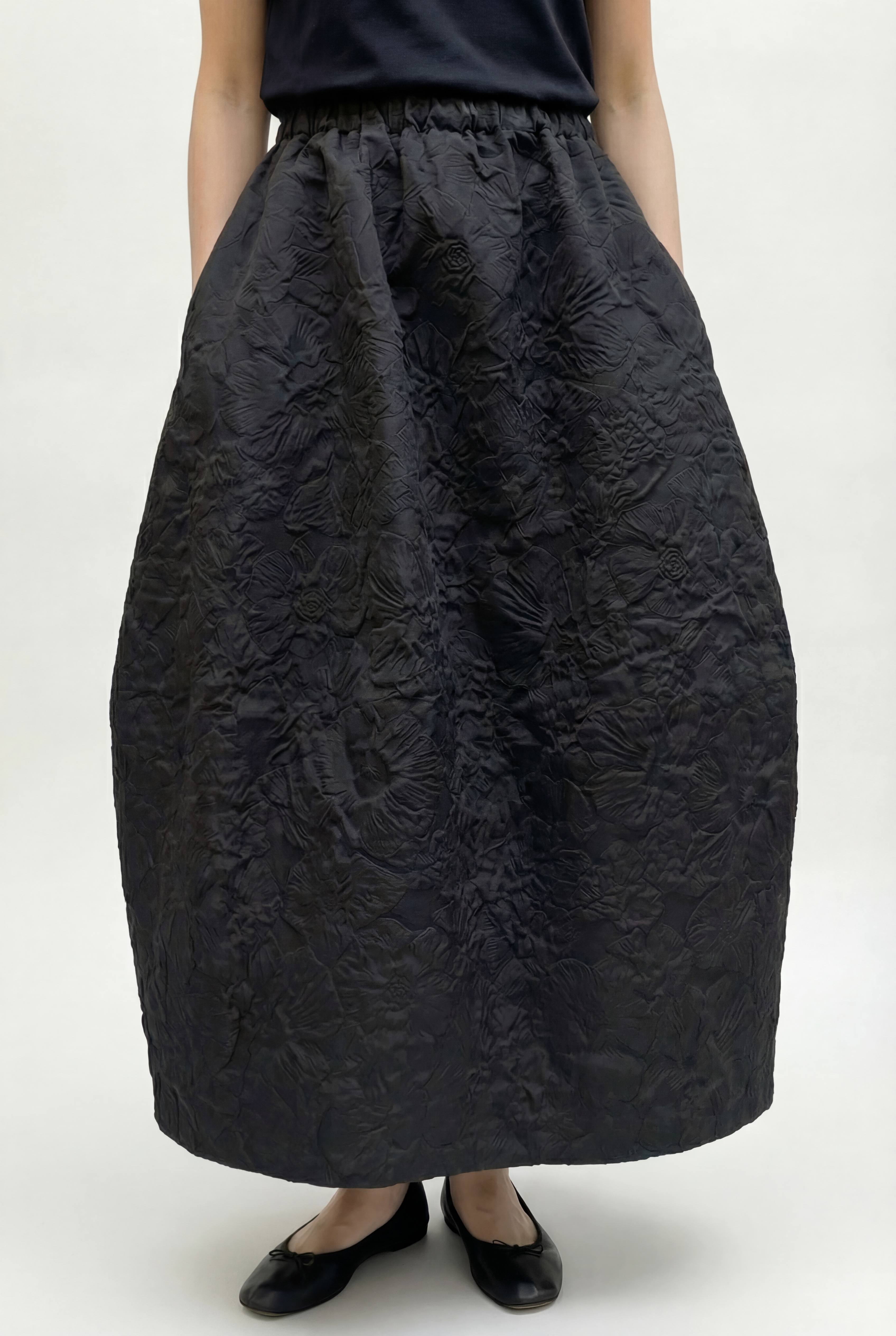 Textured Bloom Skirt, Black