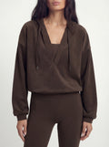V-neck Performance Sportif Hoodie, Black Coffee
