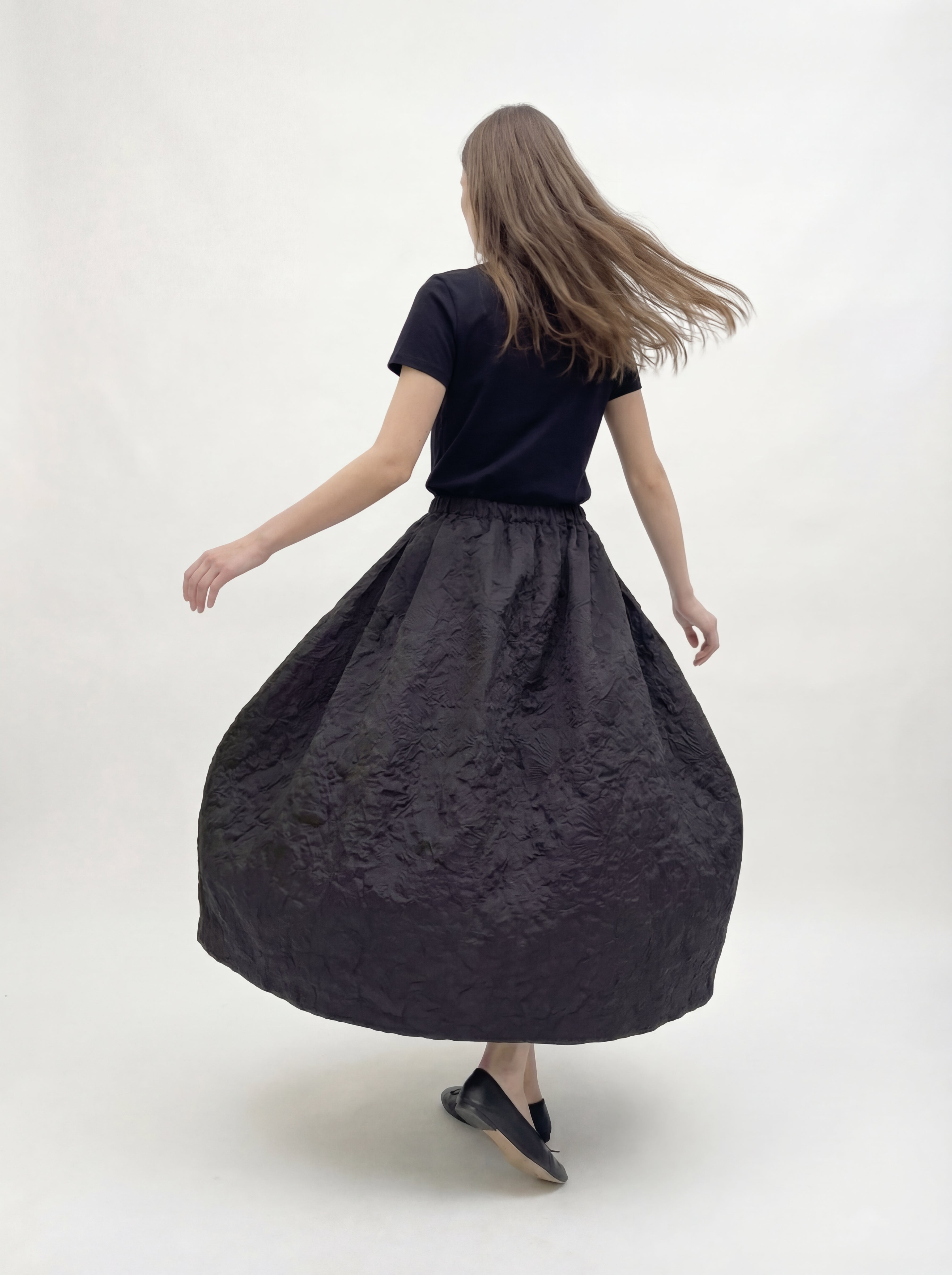Textured Bloom Skirt, Black