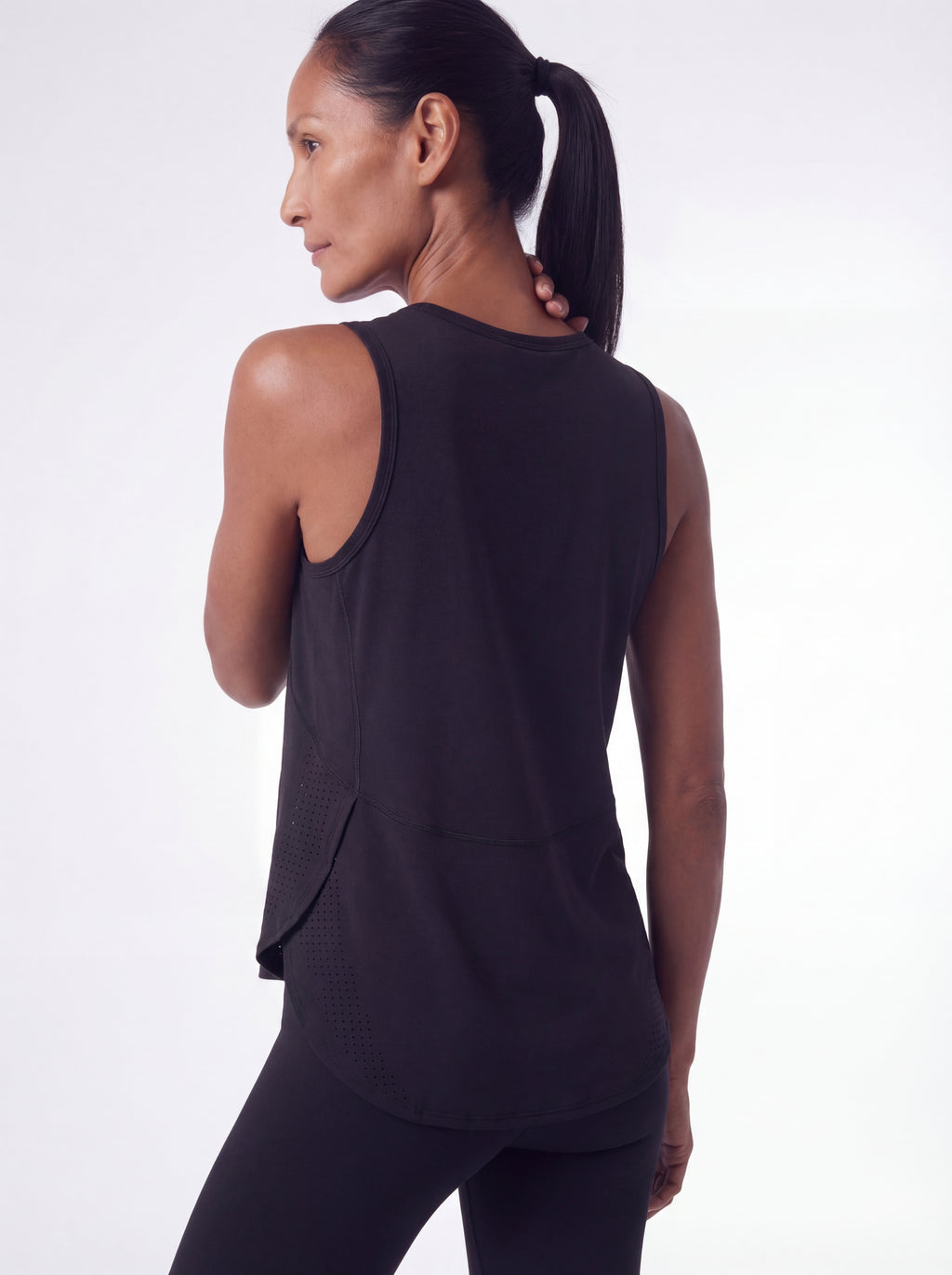 BreezeFlow Sleeveless Tank xx