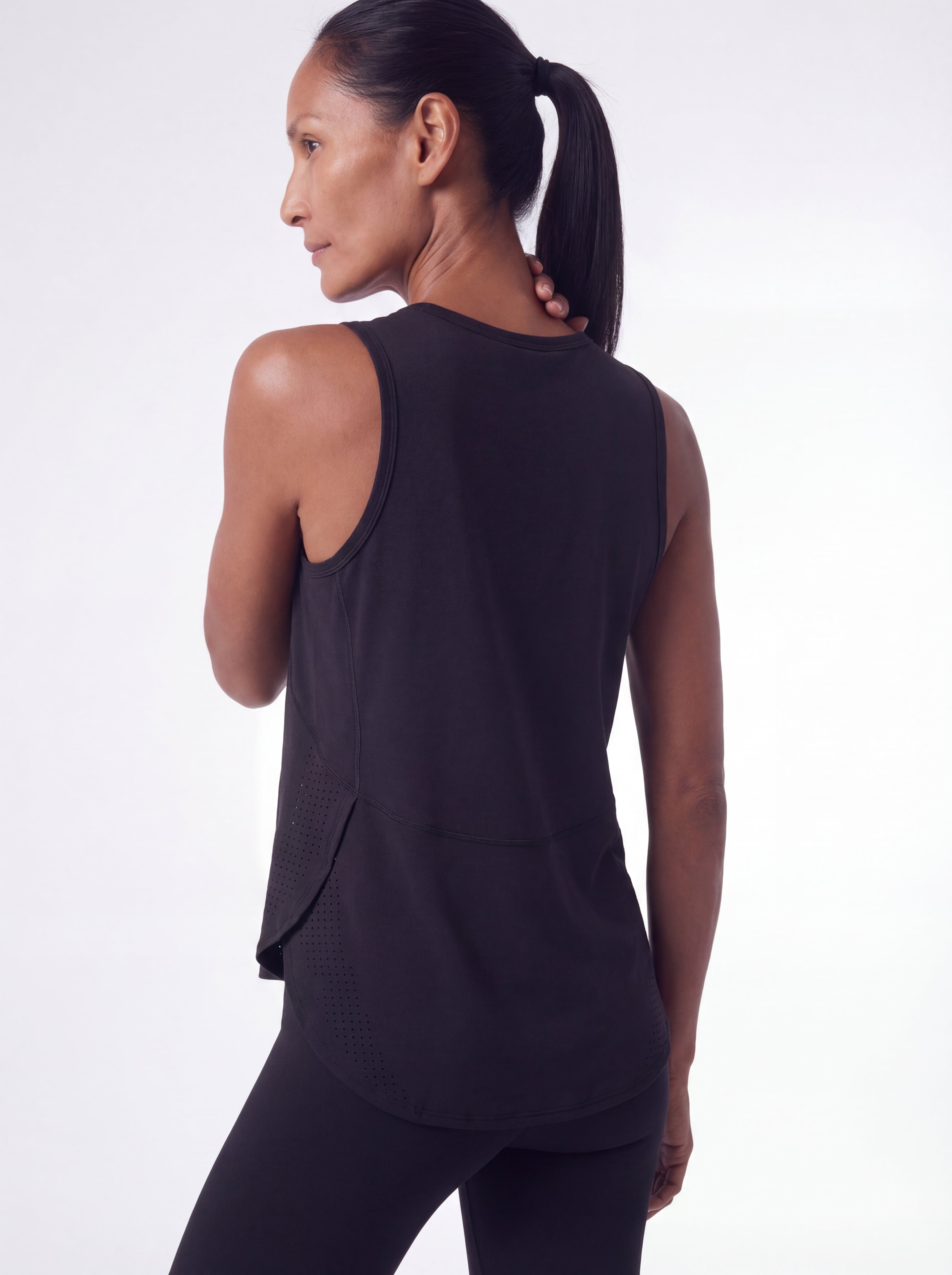 BreezeFlow Sleeveless Tank xx