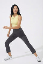 Micro-Flare Sculpt Training Pants Graphite, Grey
